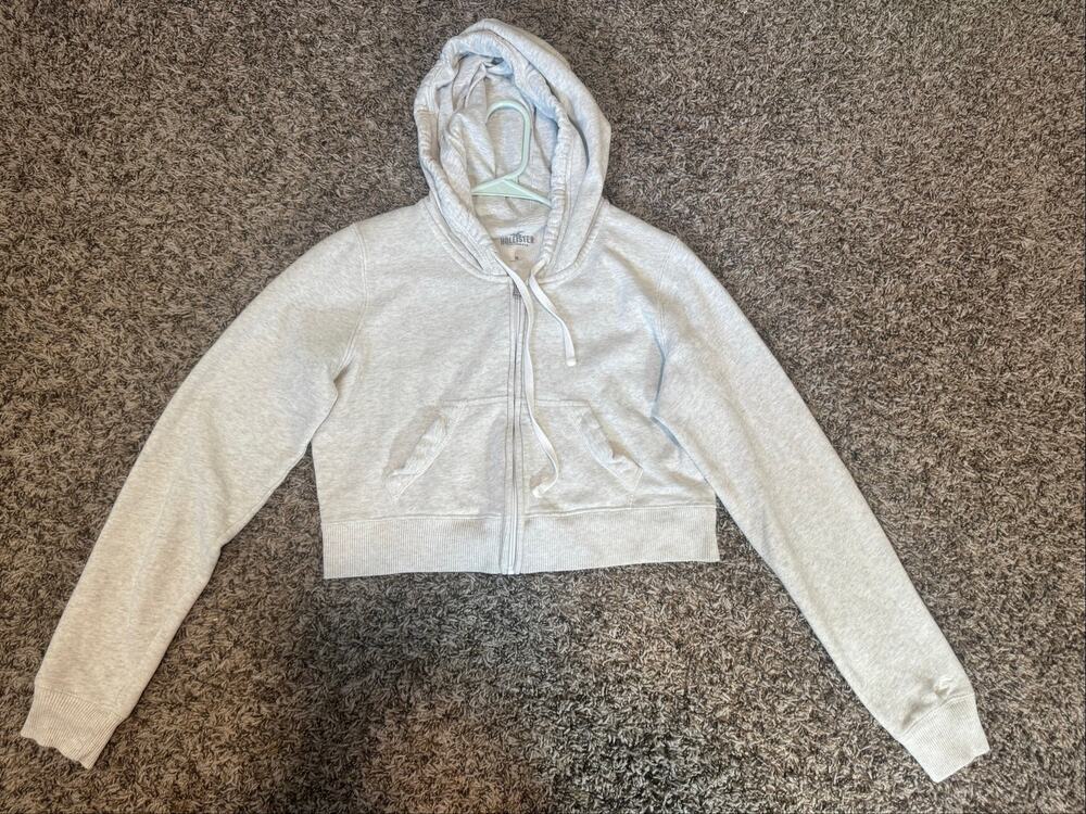 Hollister Light Gray Full Zip Cropped Hoodie Size M